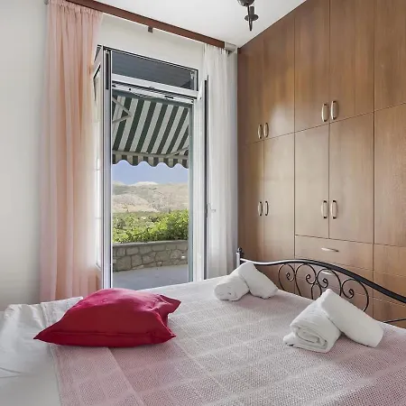 Paradiso Apartment